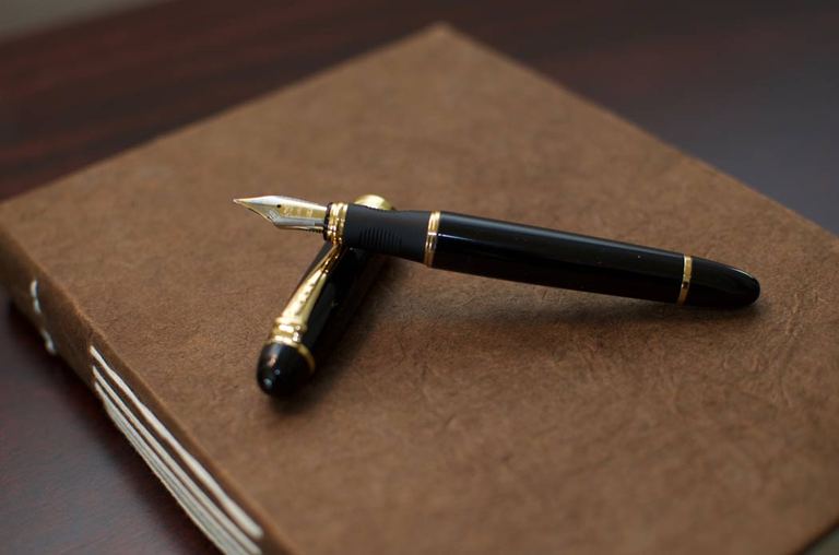 Kathmandu Valley Co. Nepali Keeper with Jinhao Fountain Pen